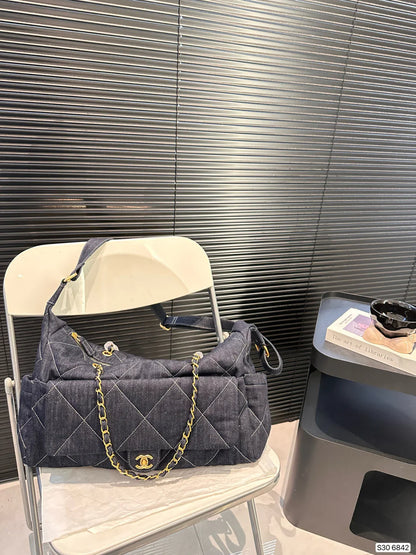 CHANEL Hobo Bag Crossbody Fashion Shoulder Bag