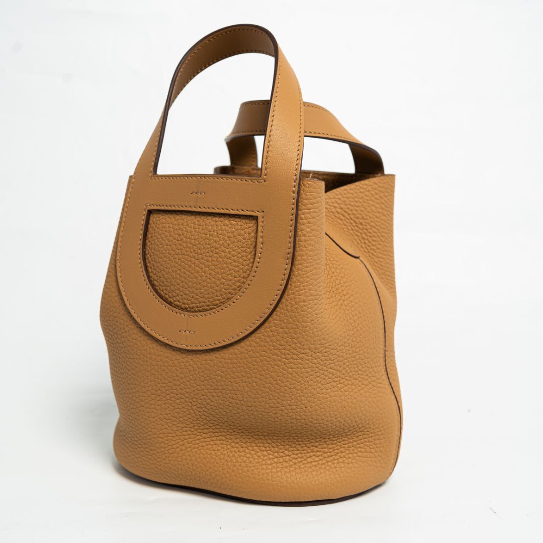 Hermès In The Loop 18 Bag in  Clemence Taurillon Laiton Paladium Biscuit