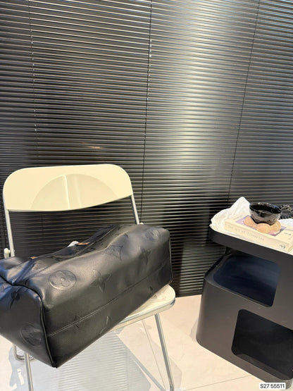 Louis Vuitton LV Fashiona Practical Tote Bag 44x33cm