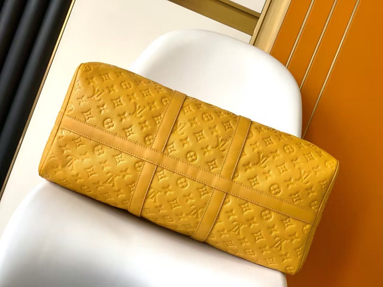 Louis Vuitton M23748 Keepall Bandoulière 50