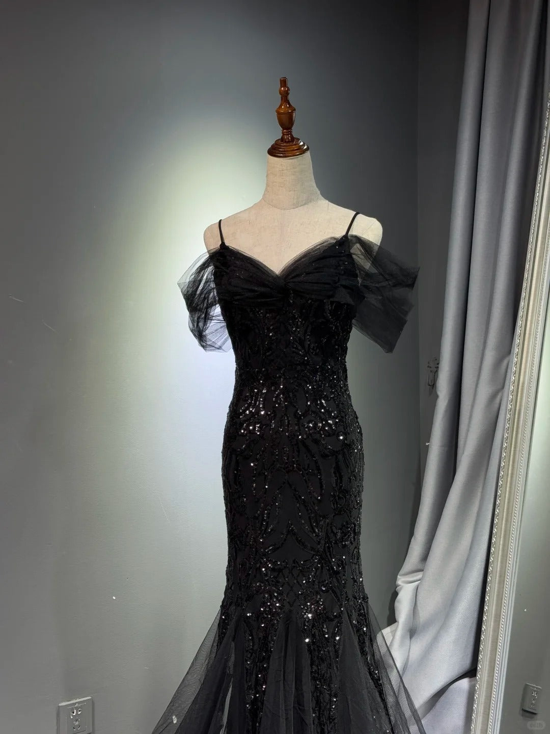 preppydressess -Black shiny mermaid long sequined ball gown evening dress graduation dress gh5112