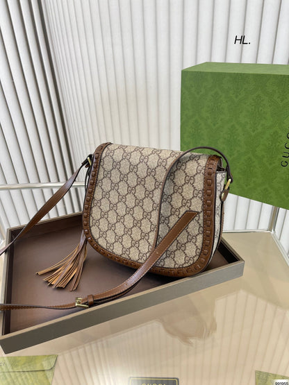 Padlock Small Shoulder Bag Beige And Ebony GG