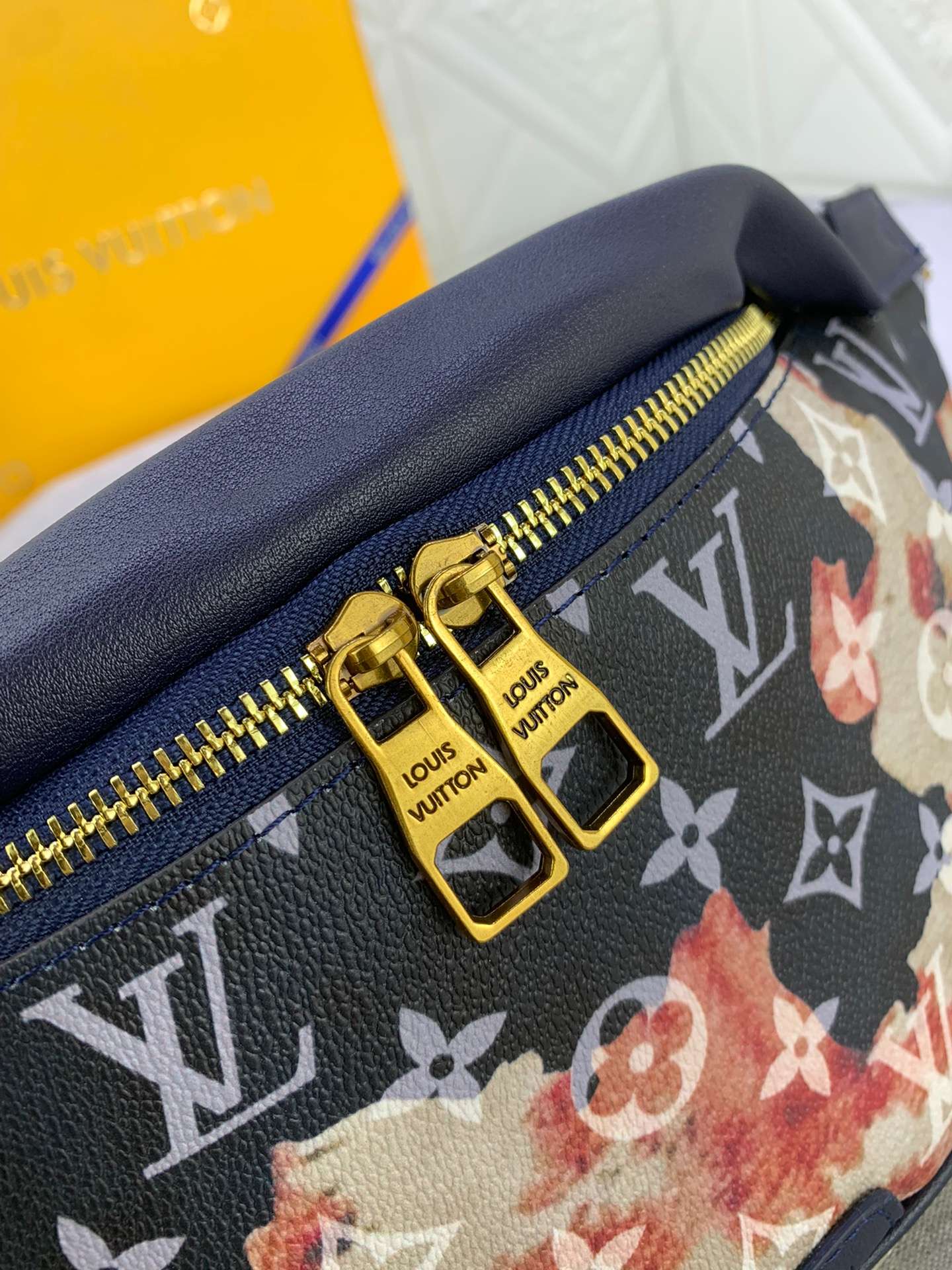 Louis Vuitton Discovery 2024 SS Monogram Unisex Street Style 2WAY