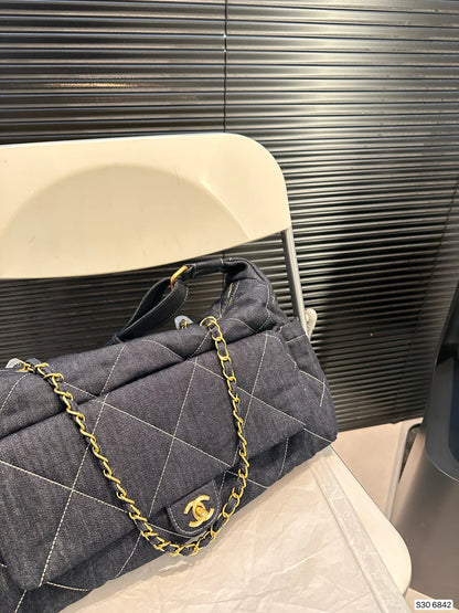 CHANEL Hobo Bag Crossbody Fashion Shoulder Bag