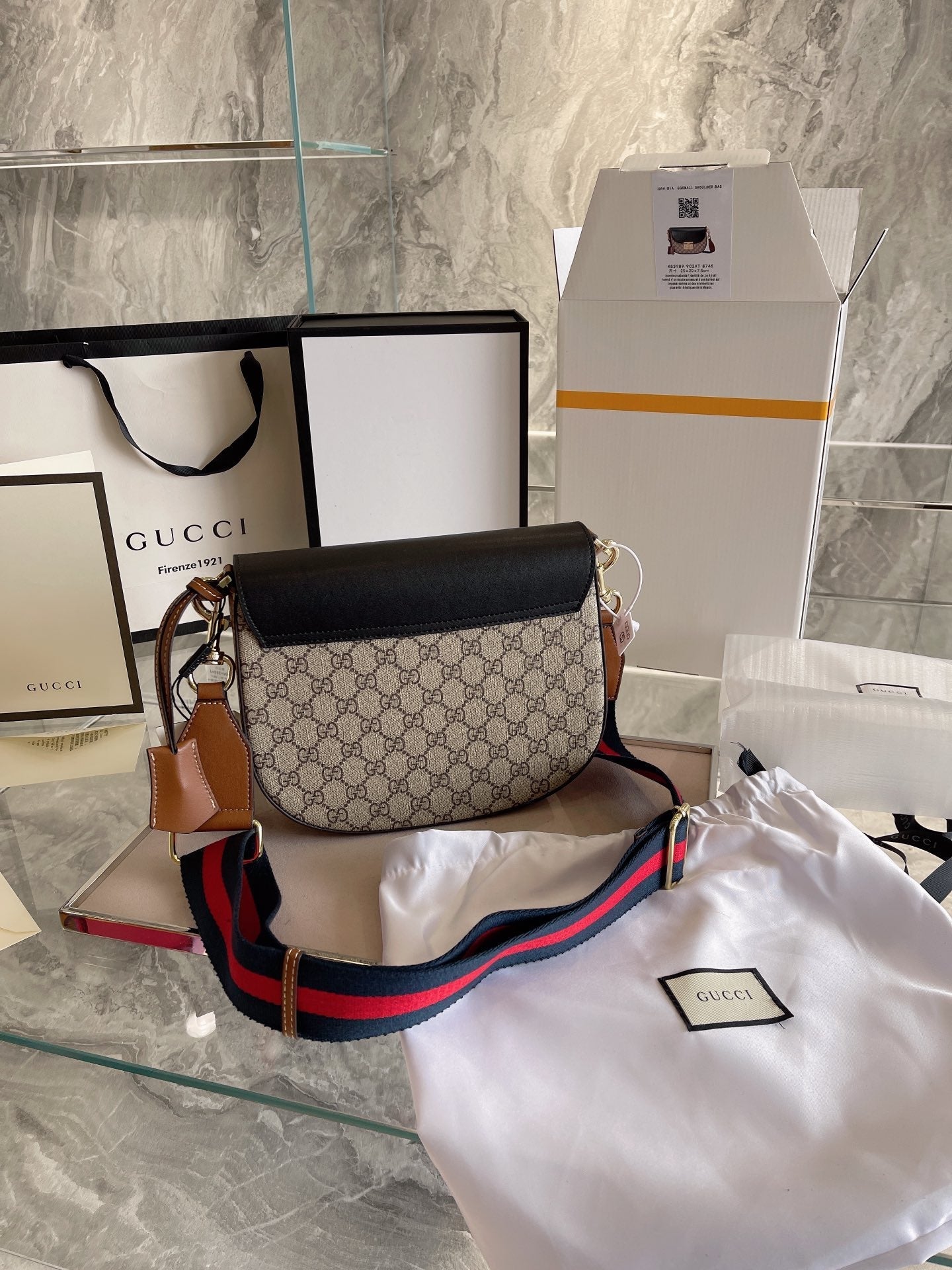 Gucci Padlock Medium