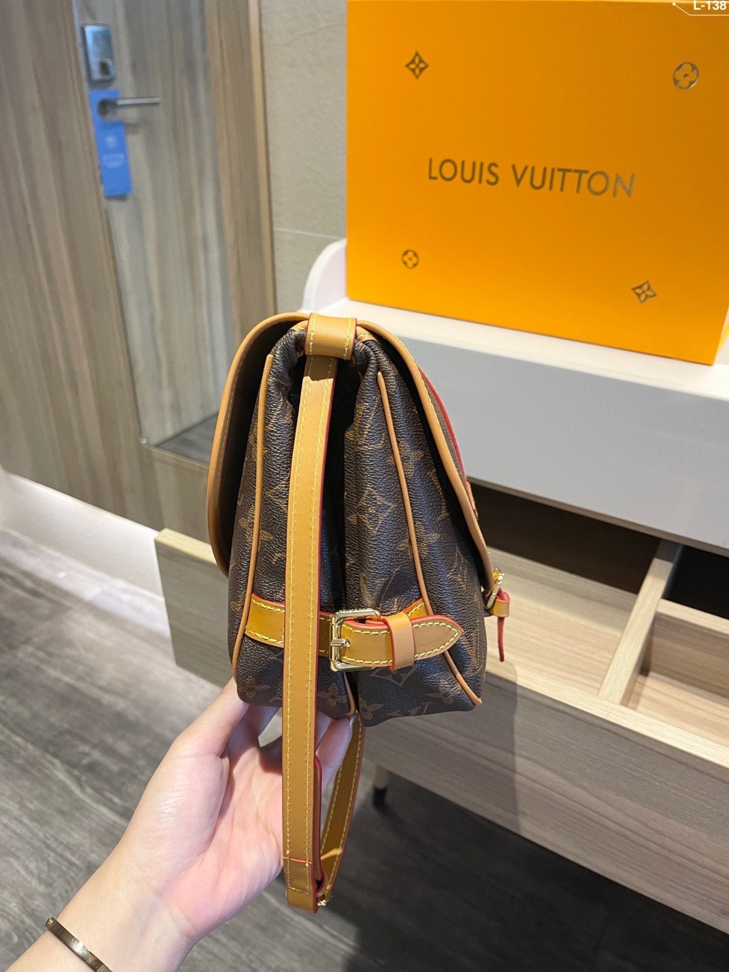 Louis Vuitton Monogram Saumur 30