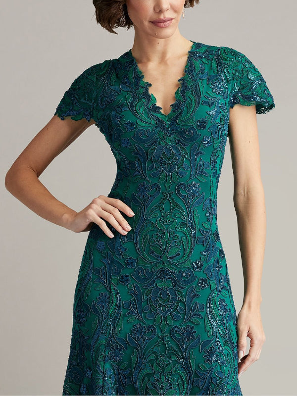 V-Neck Lace Short Sleeve Solid Color Midi Dress