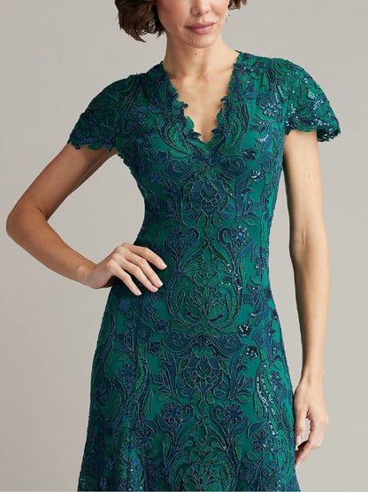 V-Neck Lace Short Sleeve Solid Color Midi Dress