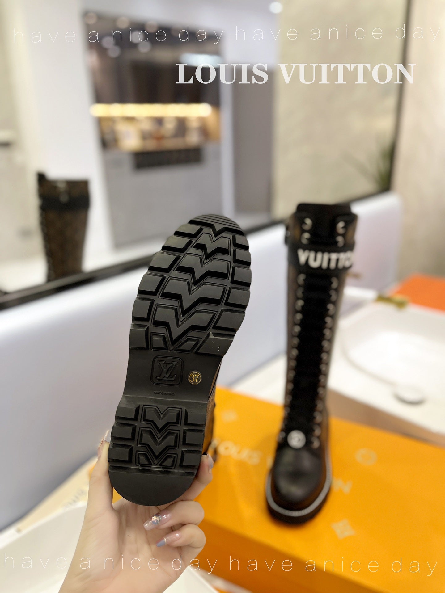 Premium LUV BOOTS 032