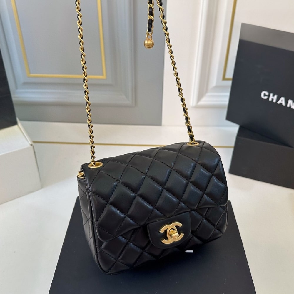 CHANEL CLASSIC MINI CROSSBODY BAG BLACK 16CM A35200 Y04059 94305