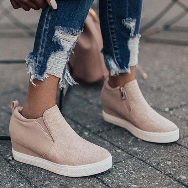 Wedge sneakers