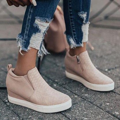Wedge sneakers