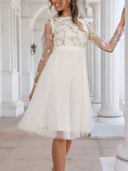 Embroidered Scoop A-line Lace Tulle Midi Dress
