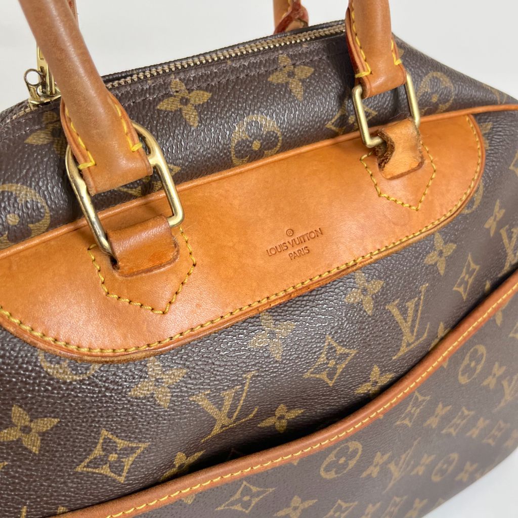 Louis Vuitton Monogram Canvas Deauville Bag