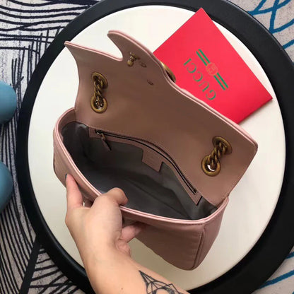 Gucci Marmont matelassé shoulder bag in Pink