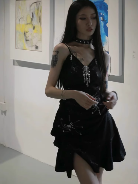 Classy Black Ruffles Birthday Outfits Spaghetti Straps Graduation Homecoming Dress S612