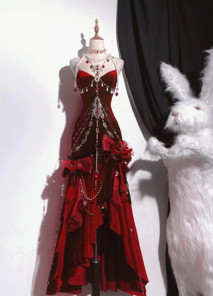 Burgundy Gorgeous Elegant Delicate Beaded Spaghetti Strap Long Ruffled Velvet Ball Gown Evening Gown Party Dress gh4170