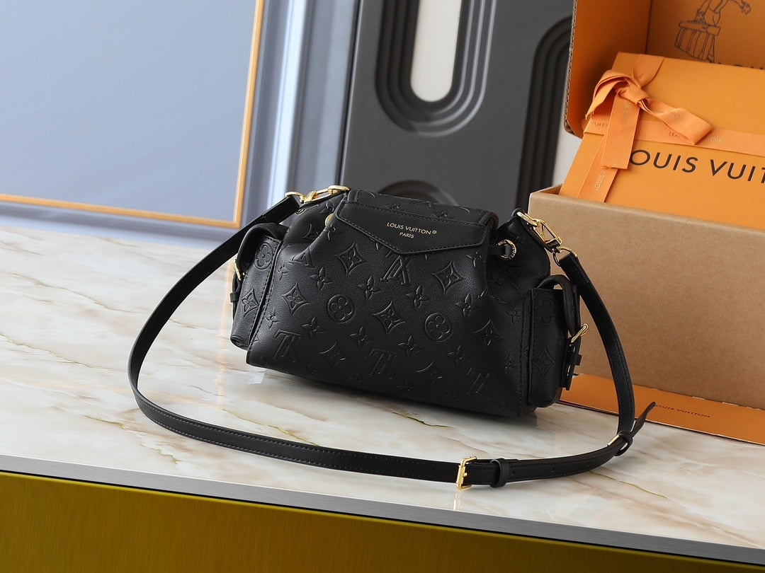 LOUIS VUITTON ODYSSEE BLACK 27CM M25554