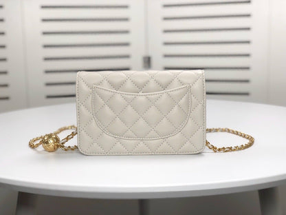 Chanel WOC
