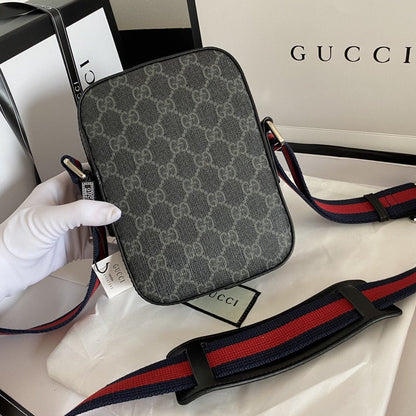 Gucci GG Supreme Messenger Bag