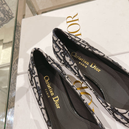 New DIR HIGH HEELS 015