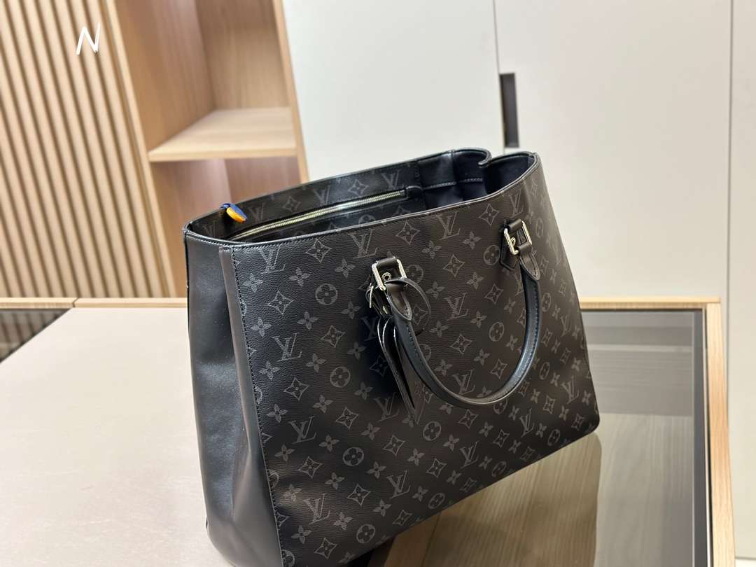 LOUIS VUITTON Louis Vuitton Monogram Eclipse Canvas Grand Sac Bag
