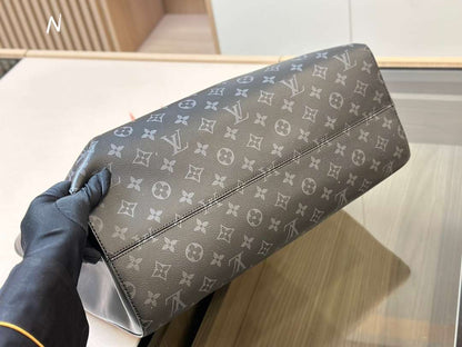 LOUIS VUITTON Louis Vuitton Monogram Eclipse Canvas Grand Sac Bag