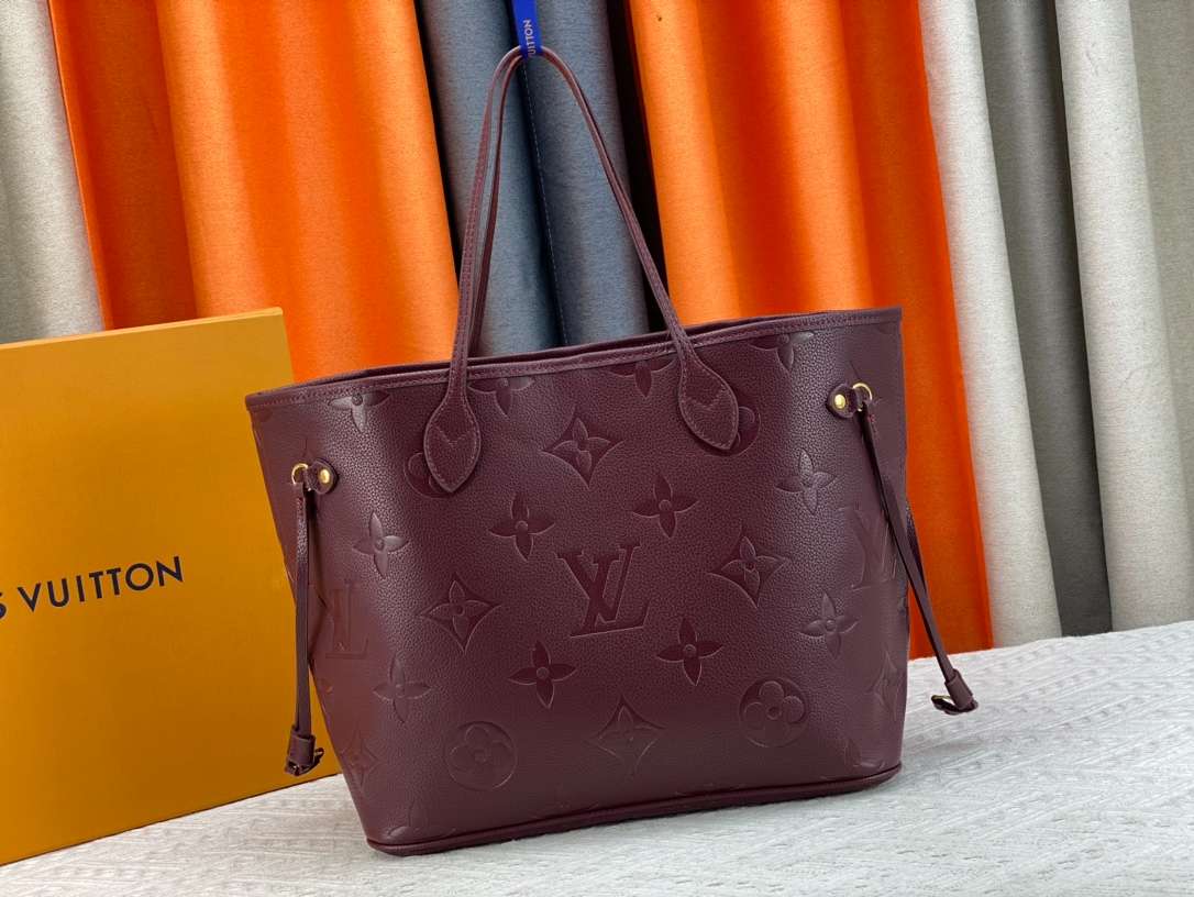 Louis Vuitton Neverfull