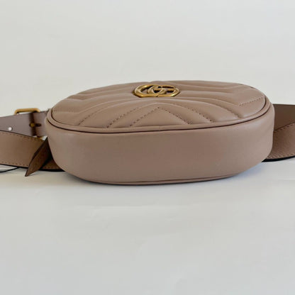 Gucci beige Matelassé Leather GG Marmont Belt Bag
