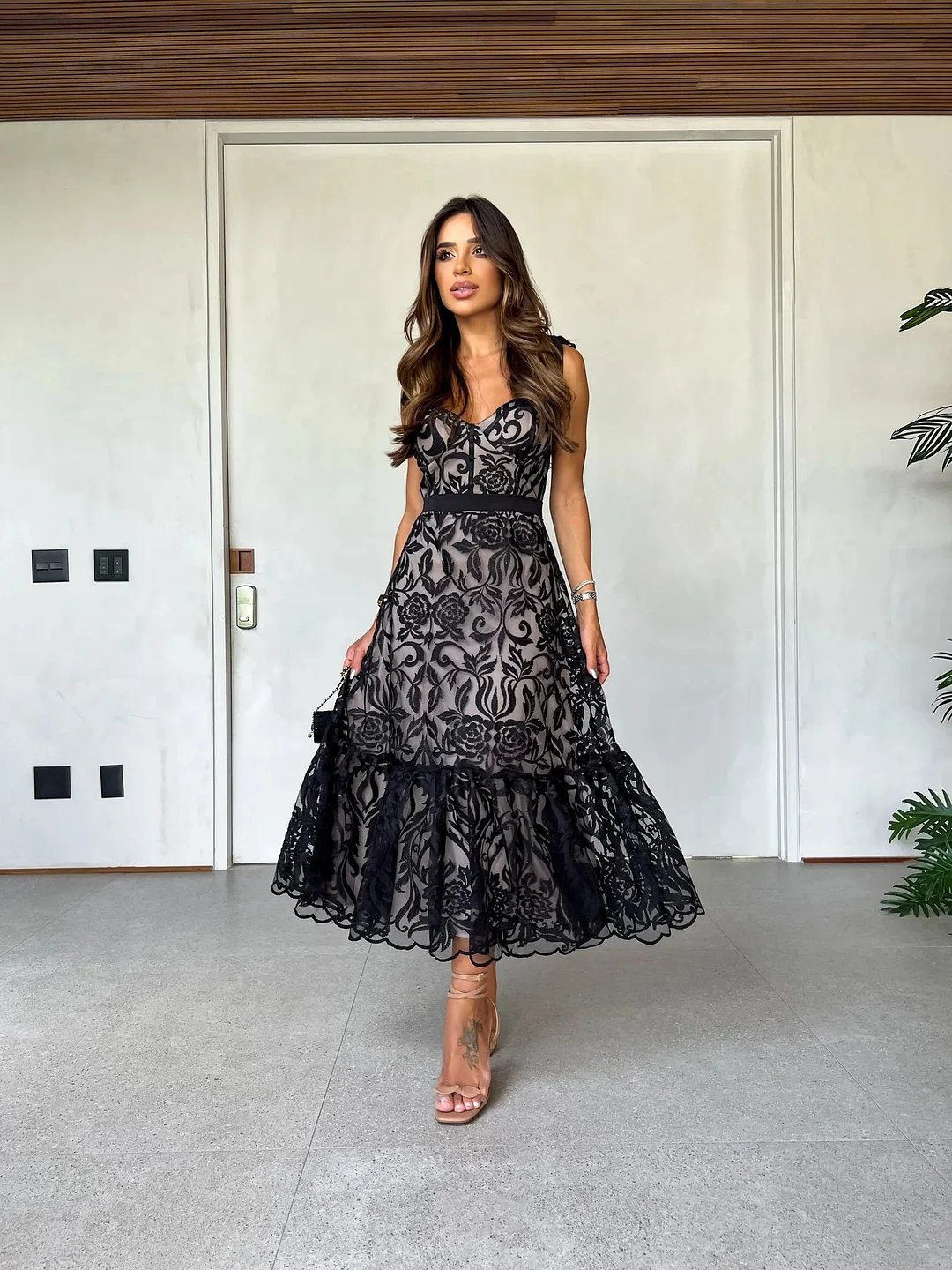 loveedsTM- Black Printed Sleeveless Midi Dress