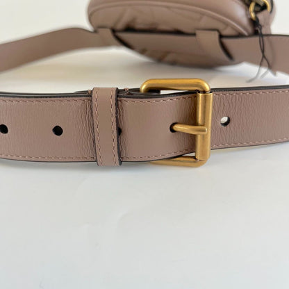 Gucci beige Matelassé Leather GG Marmont Belt Bag