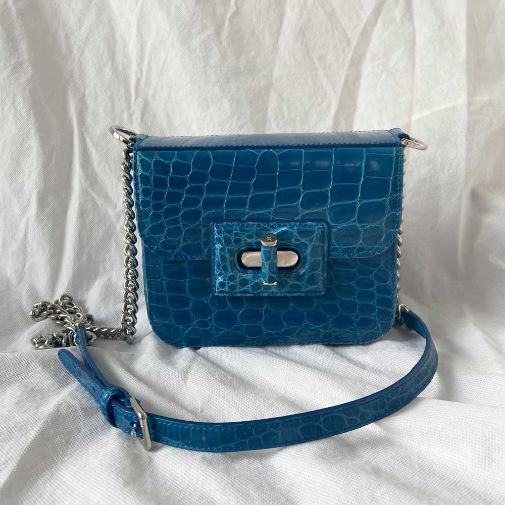 Kwanpen Crocodile Blue Box Bag