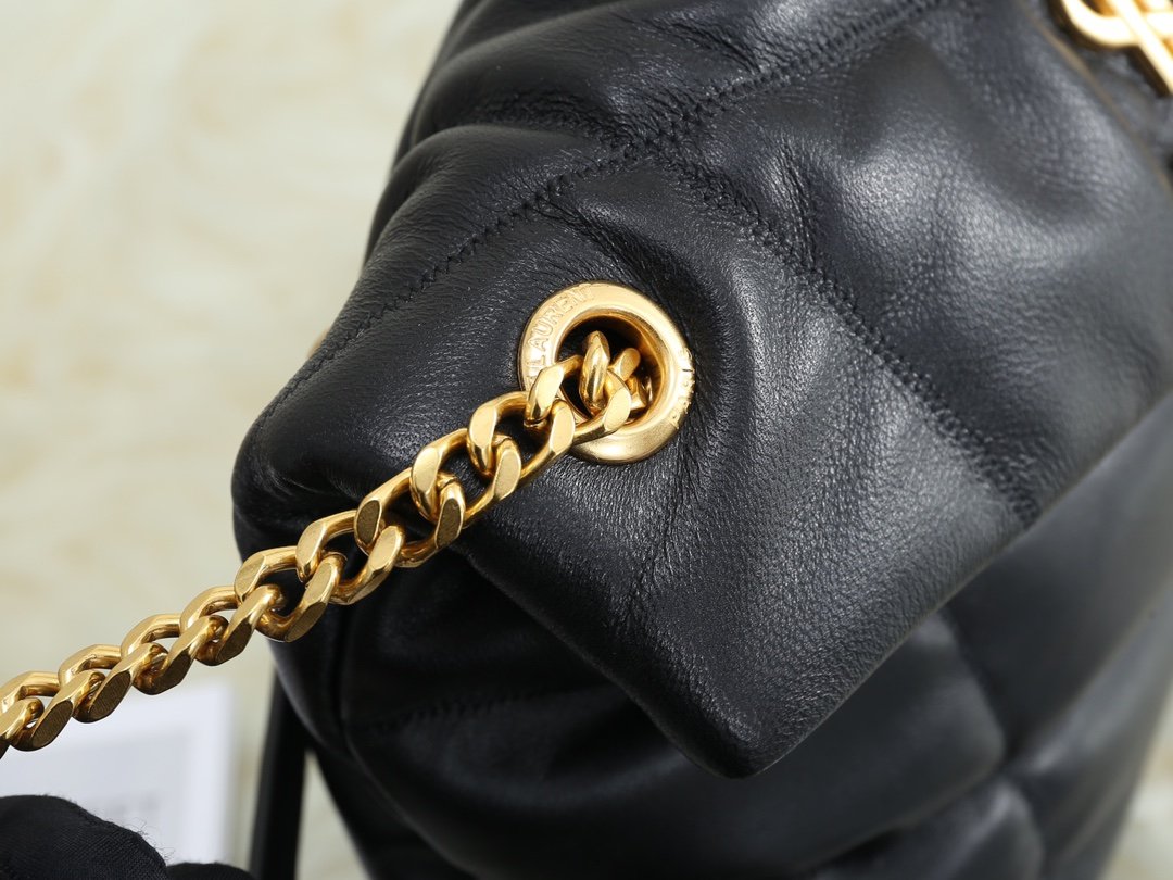 Saint Laurent Women’s Puffer Medium in Nappa