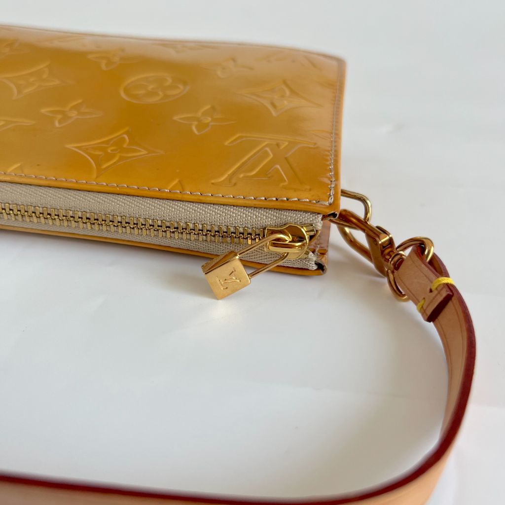 Louis Vuitton gold monogram vernis Lexington pochette