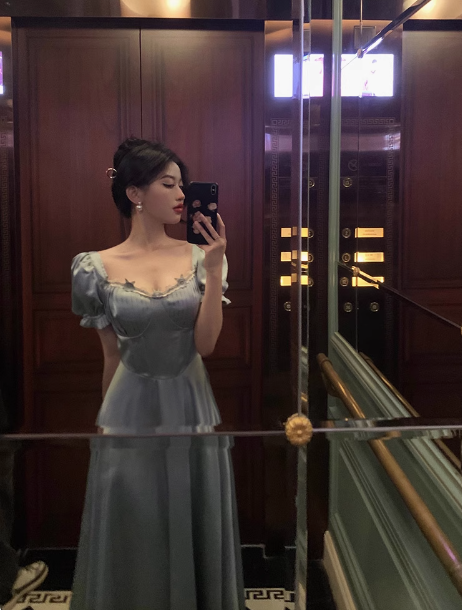 Vintage A line Square Blue Satin Prom Dresses Ruffles Evening Gowns Evening Dress DP1882