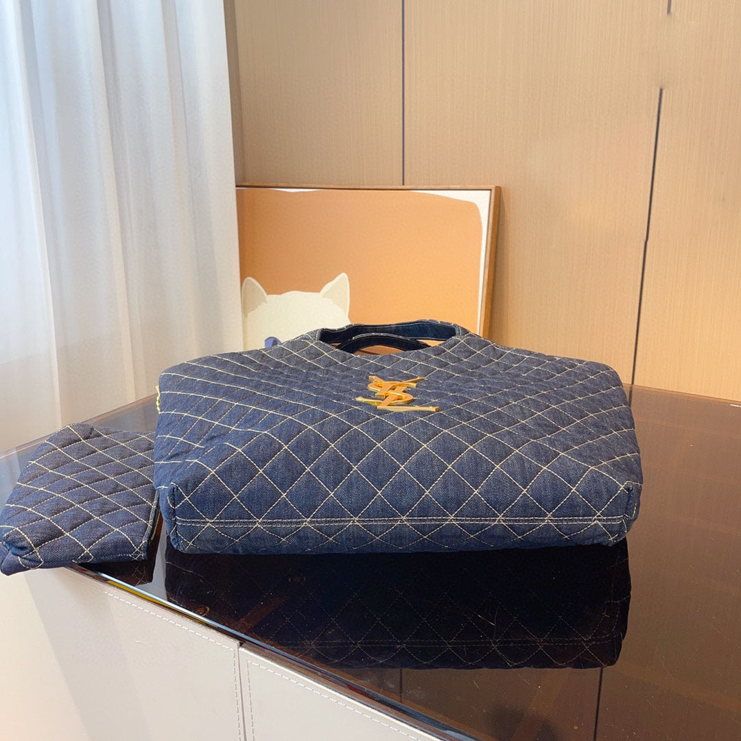 Saint Laurent Icare Maxi ‘Black