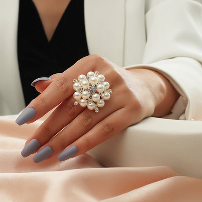 adjustable pearl ring with index finger ring opening