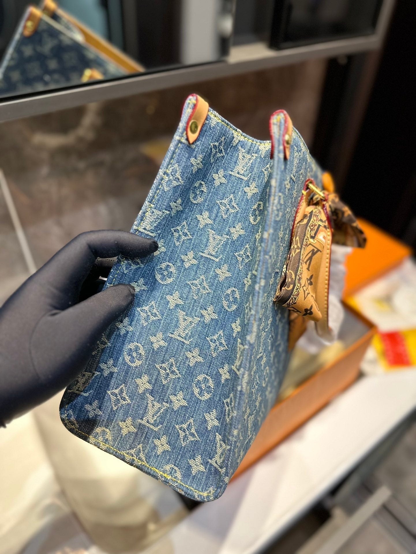 New LV Remix OnTheGo MM