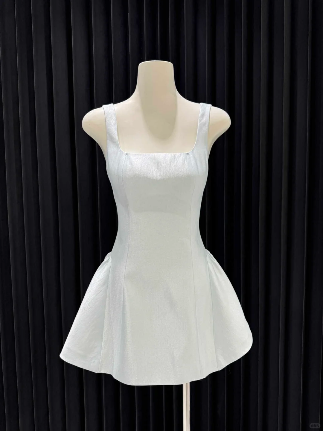 Cute Square Neck White Backless Satin A Line Short Party Dress Formal Graduation Homeocming Dress With Bow S801