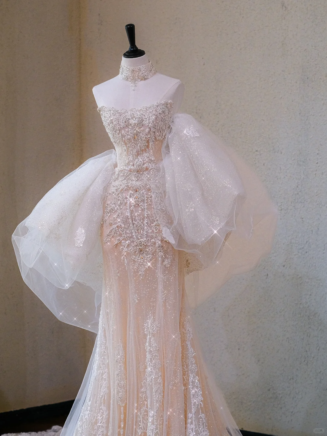 Classy Champagne Strapless Tulle Lace Appliques Mermaid Long Wedding Dress Bridal Dress S911