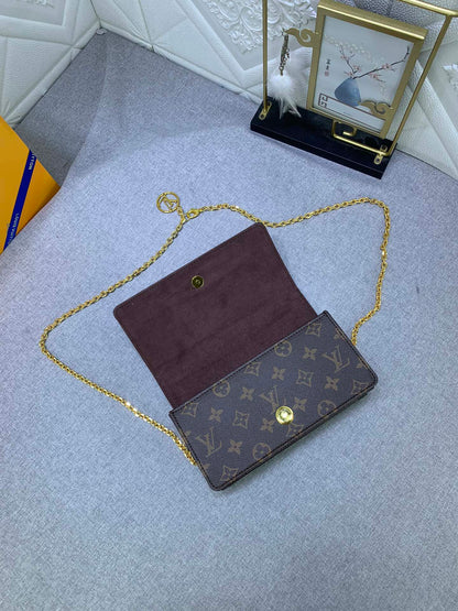 Louis Vuitton Wallet On Chain Lily