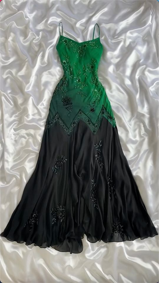 Green Black Ombre A Line Spaghetti Strap Beaded Chiffon Prom Dress Evening Dress SH3365