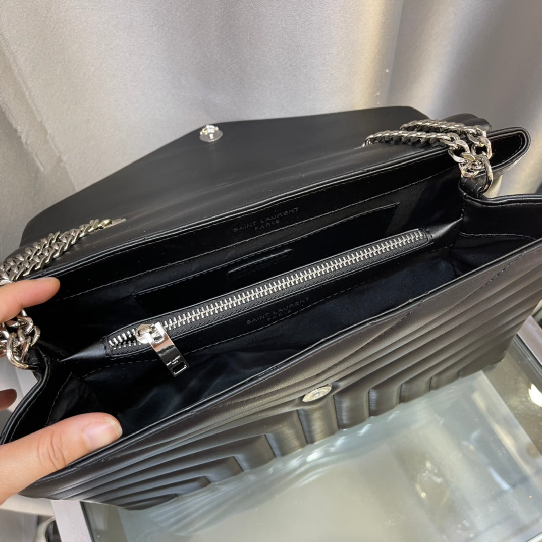 Saint Laurent Loulou