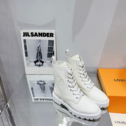 Premium LUV BOOTS 005