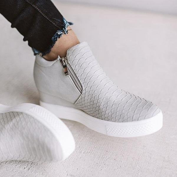 Wedge sneakers