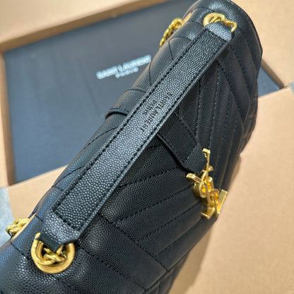 ENVELOPE MEDIUM IN MATELASSÉ