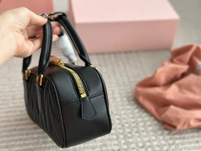 Miumiu Fashion Handbag Black Tote Bag