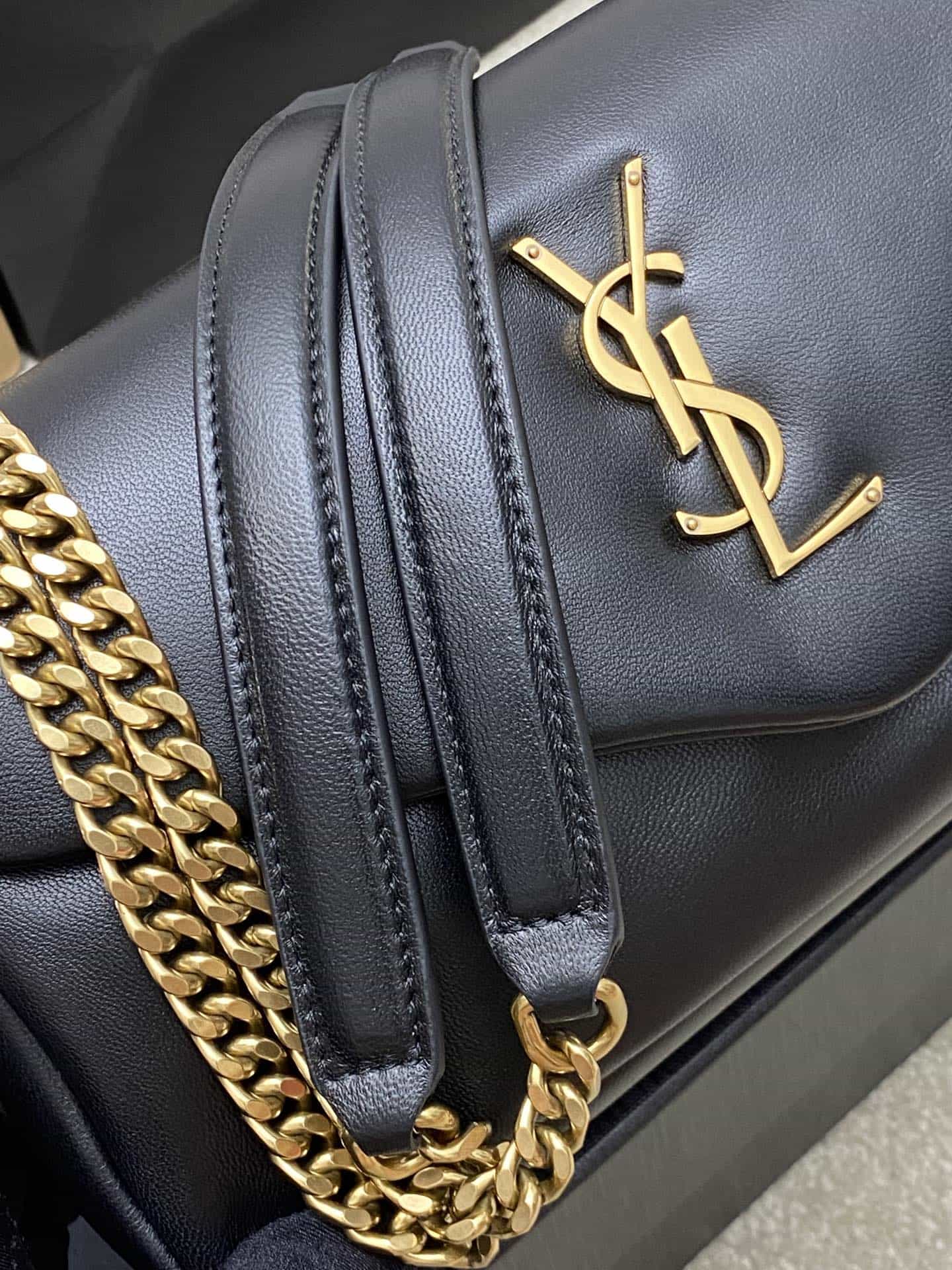 Saint Laurent  black lambskin chain handbag