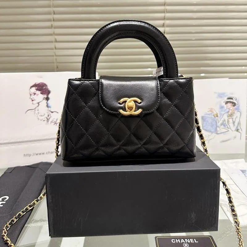 CHANEL MINI SHOPPING BAG BLACK