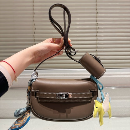 HERMES KELLY MOOVE SWIFT GOLD HARDWARE ETOUPE 17CM